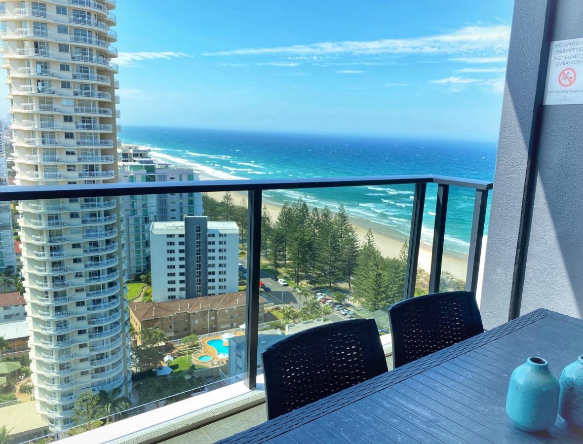 Boardwalk Burleigh Beach - Official Gold Coast Kültér fotó